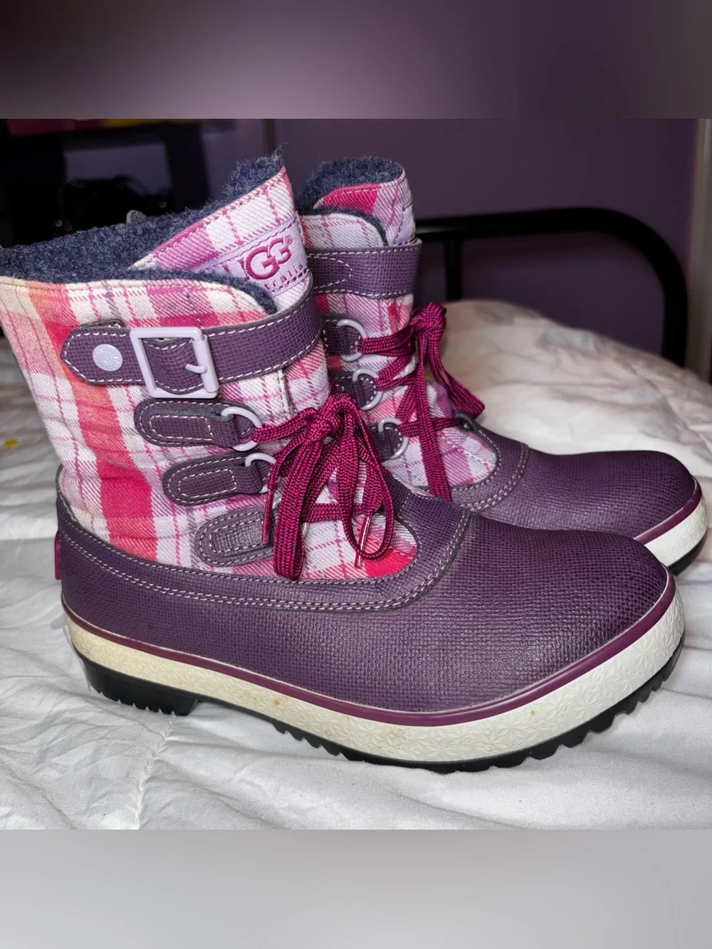 UGG Women’s Decatur Waterproof Duck Winter Boots Size 7 Excellent Condition